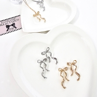 �ySELECT�z�t�F�~�j����ڂ�s�A�X