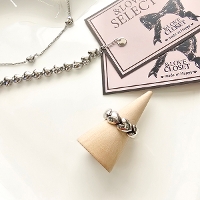 �ySELECT�z���j�[�n�[�g�����O